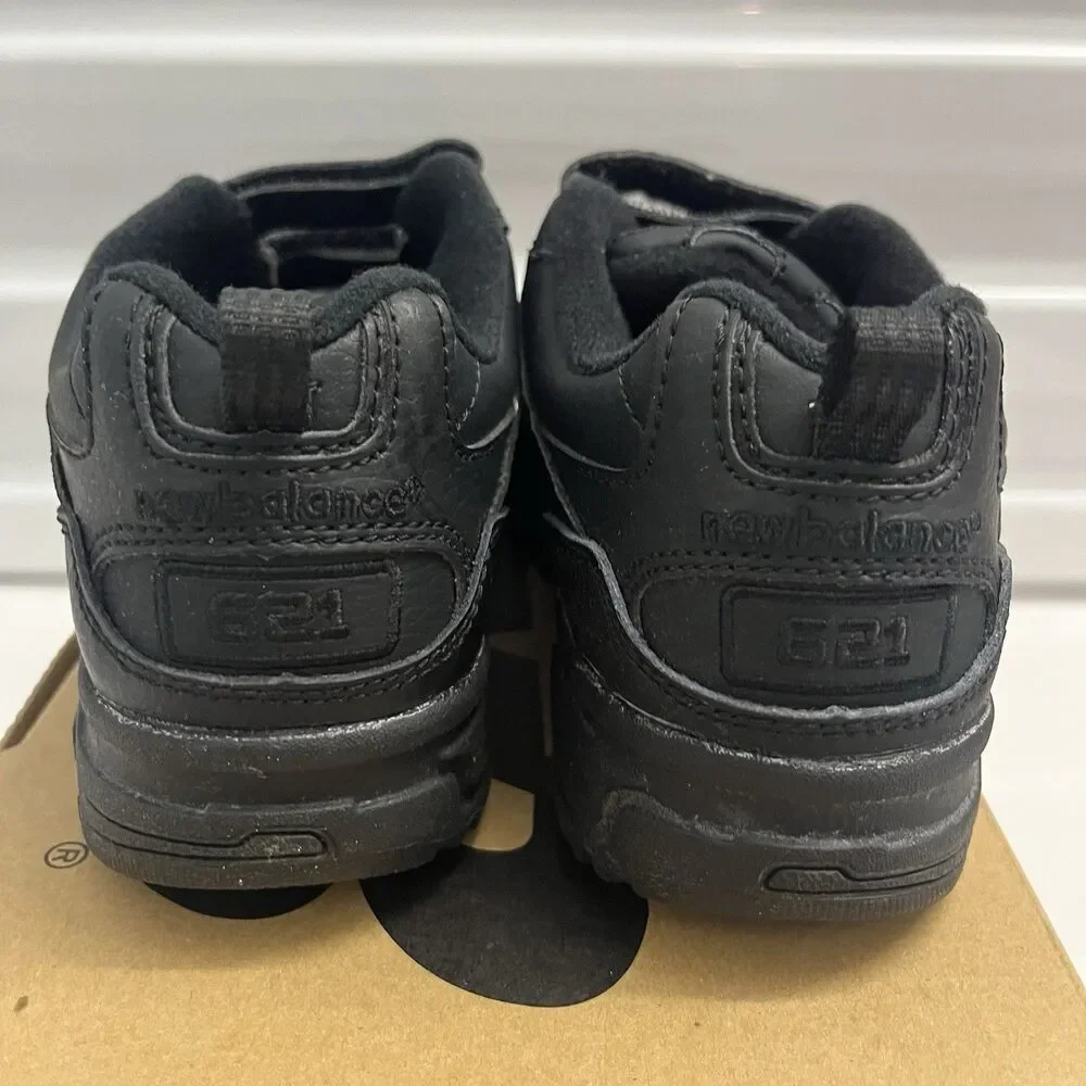 New Balance 621 Big Kid Black Leather Training Uniform Hook Loop Shoes SZ 2.5 M